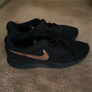 Nike training sneakers like new